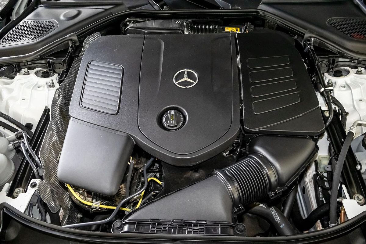 W214 805+055MY E200 SED 4dr 9G 9sp 2.0T/17kW