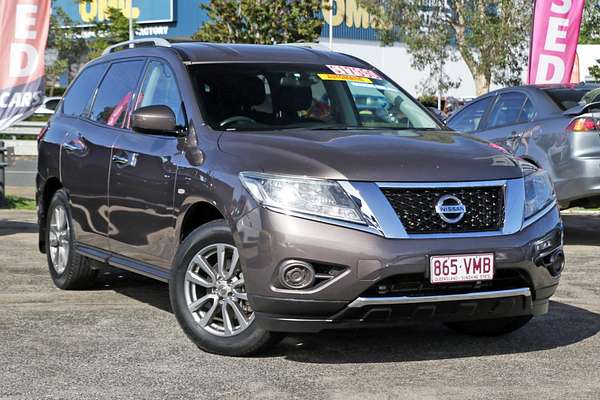 2015 Nissan Pathfinder ST R52