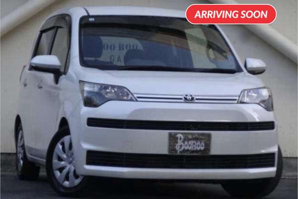 2016 Toyota Spade F Welcab B-Type