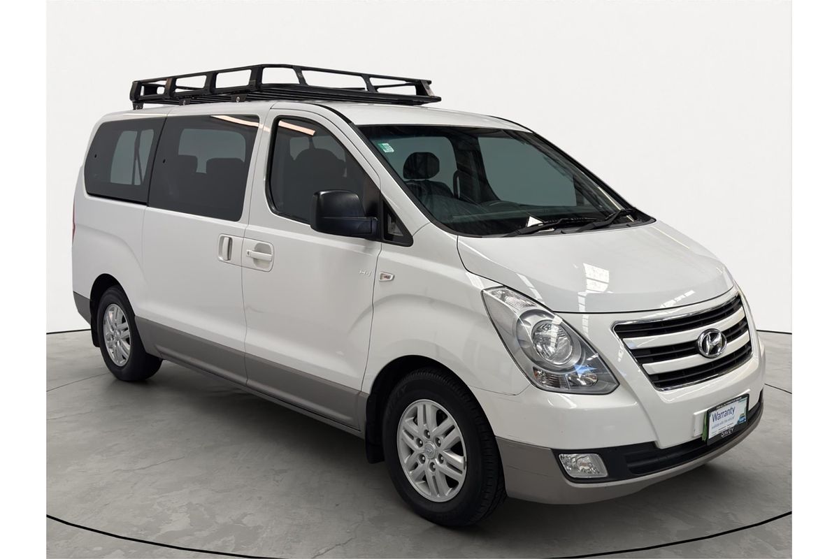 2017 Hyundai iMax TQ3-W Series II