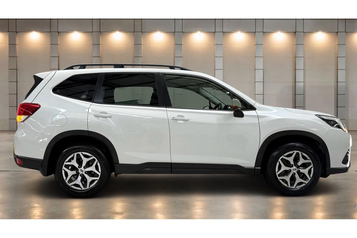 2023 Subaru Forester 2.5i S5