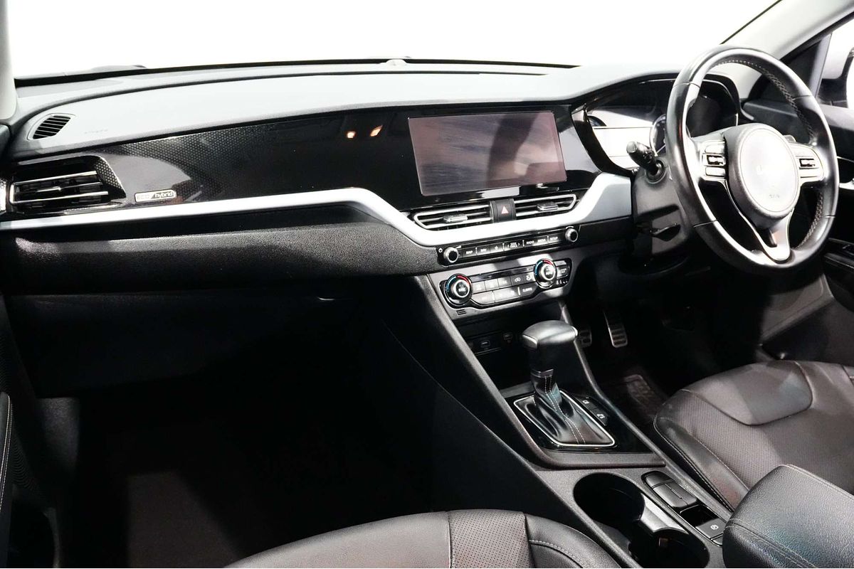 2021 Kia Niro Hybrid Sport DE