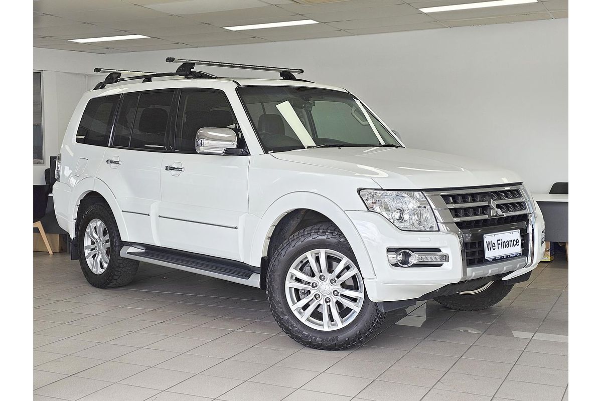 2017 Mitsubishi Pajero Exceed NX