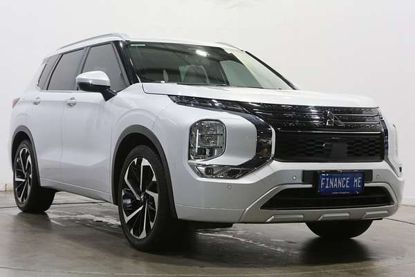 2022 Mitsubishi Outlander Exceed ZM