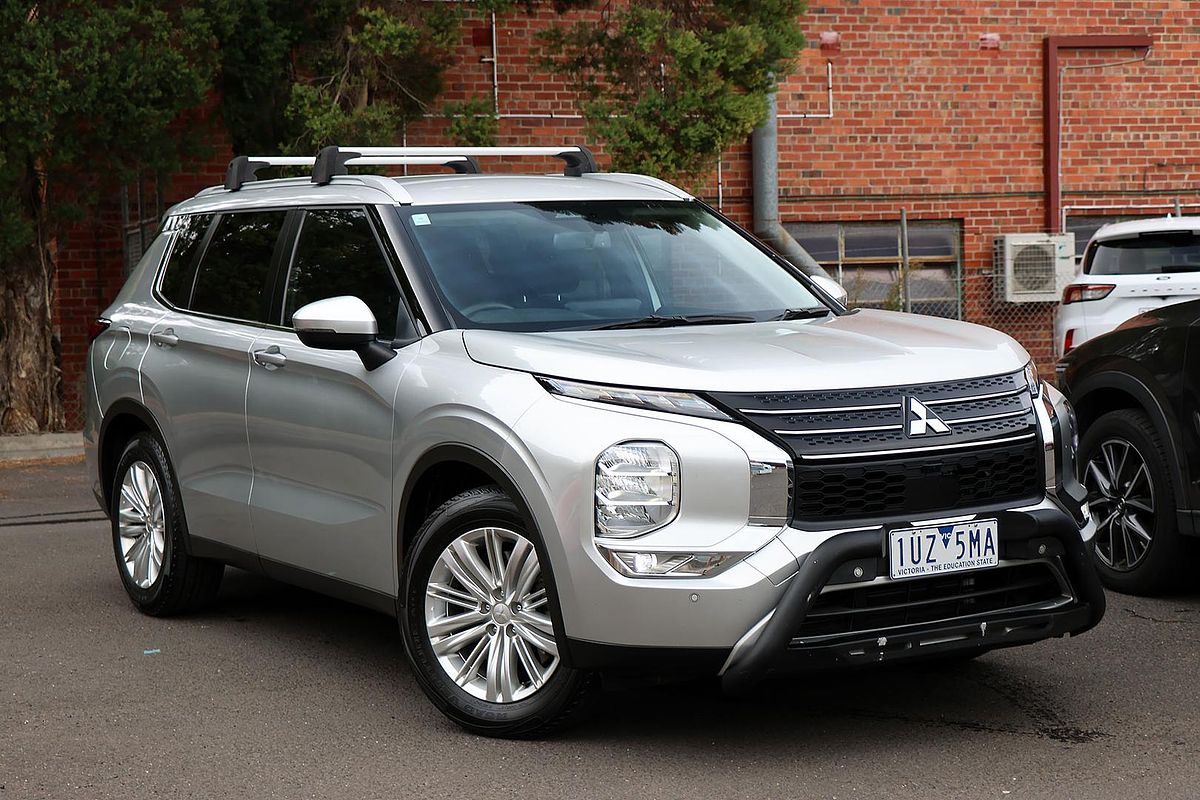 2022 Mitsubishi Outlander LS ZM