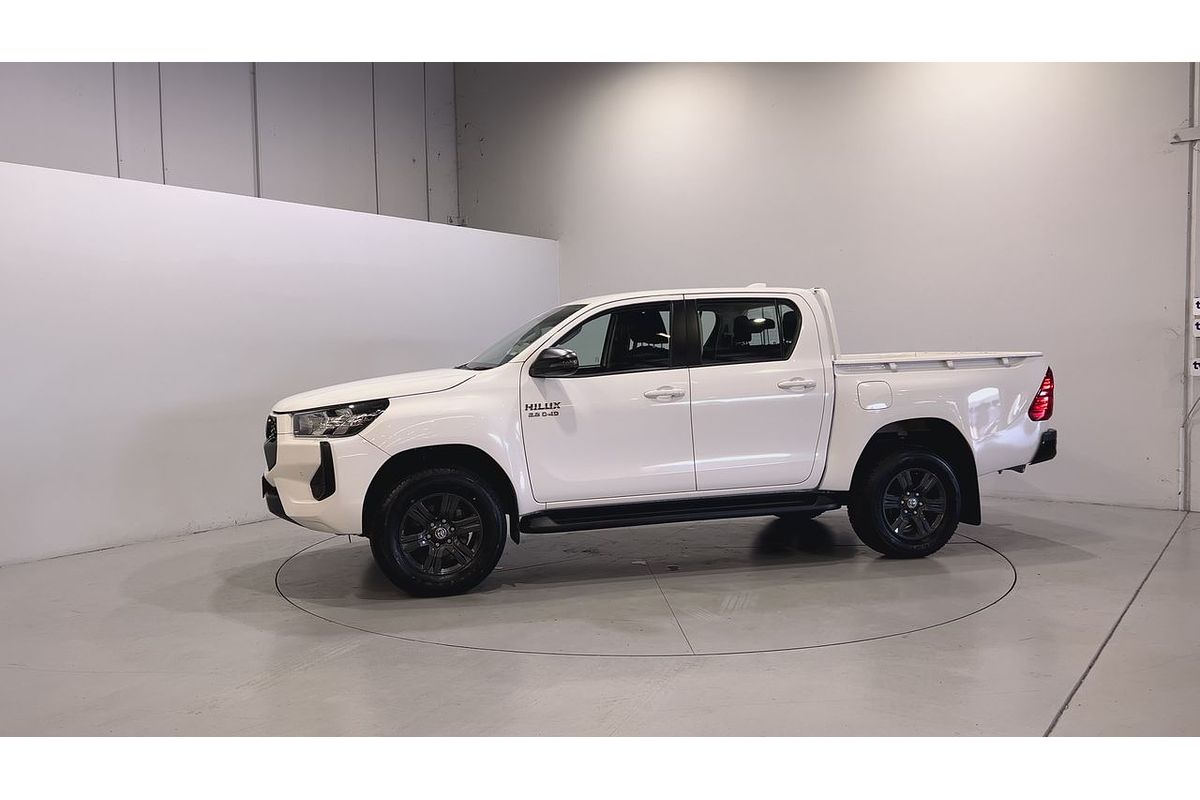 2024 Toyota Hilux SR GUN126R 4X4