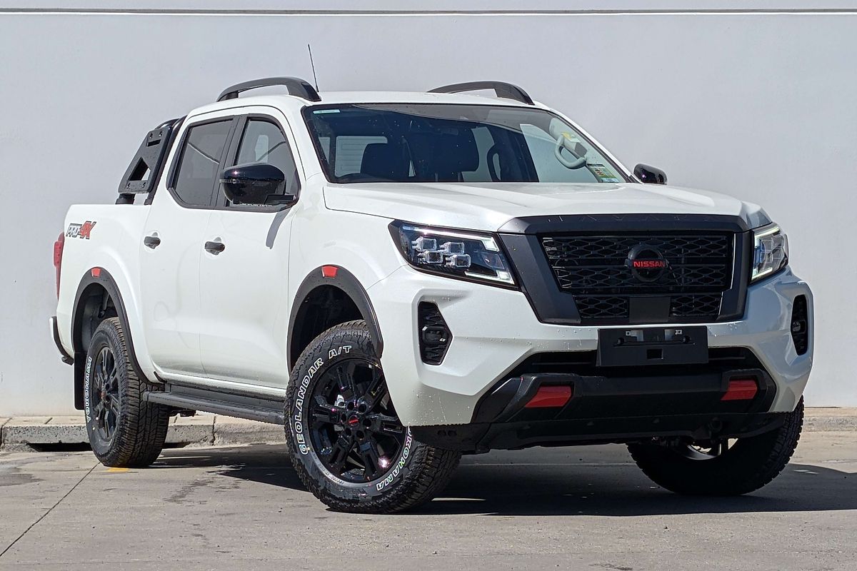 2025 Nissan Navara PRO-4X D23 4X4