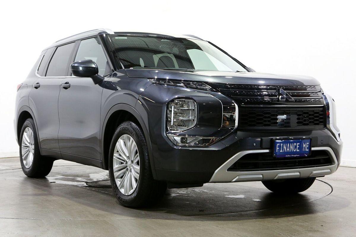 2025 Mitsubishi Outlander LS ZM