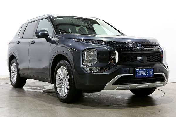 2025 Mitsubishi Outlander LS ZM