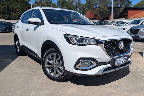 2024 MG HS Vibe SAS23