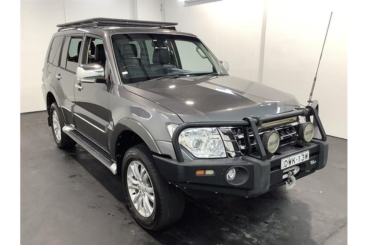 2018 Mitsubishi Pajero Exceed NX