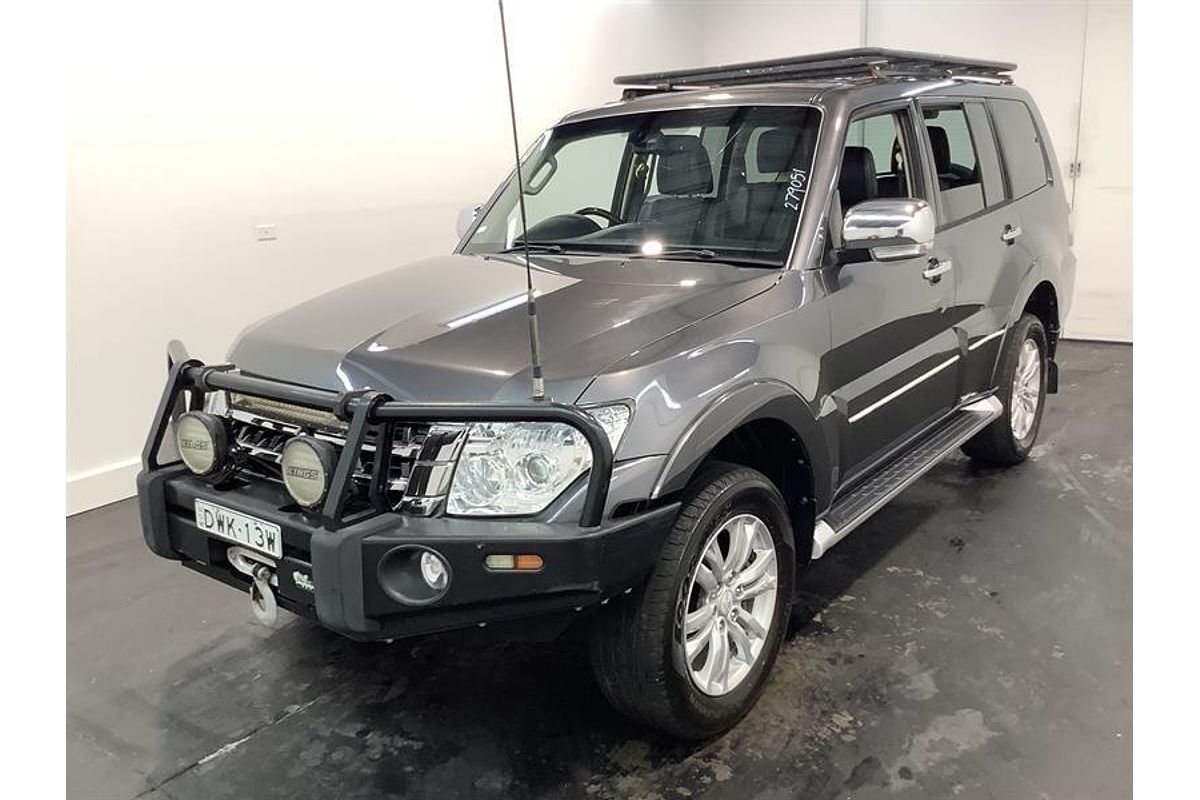 2018 Mitsubishi Pajero Exceed NX