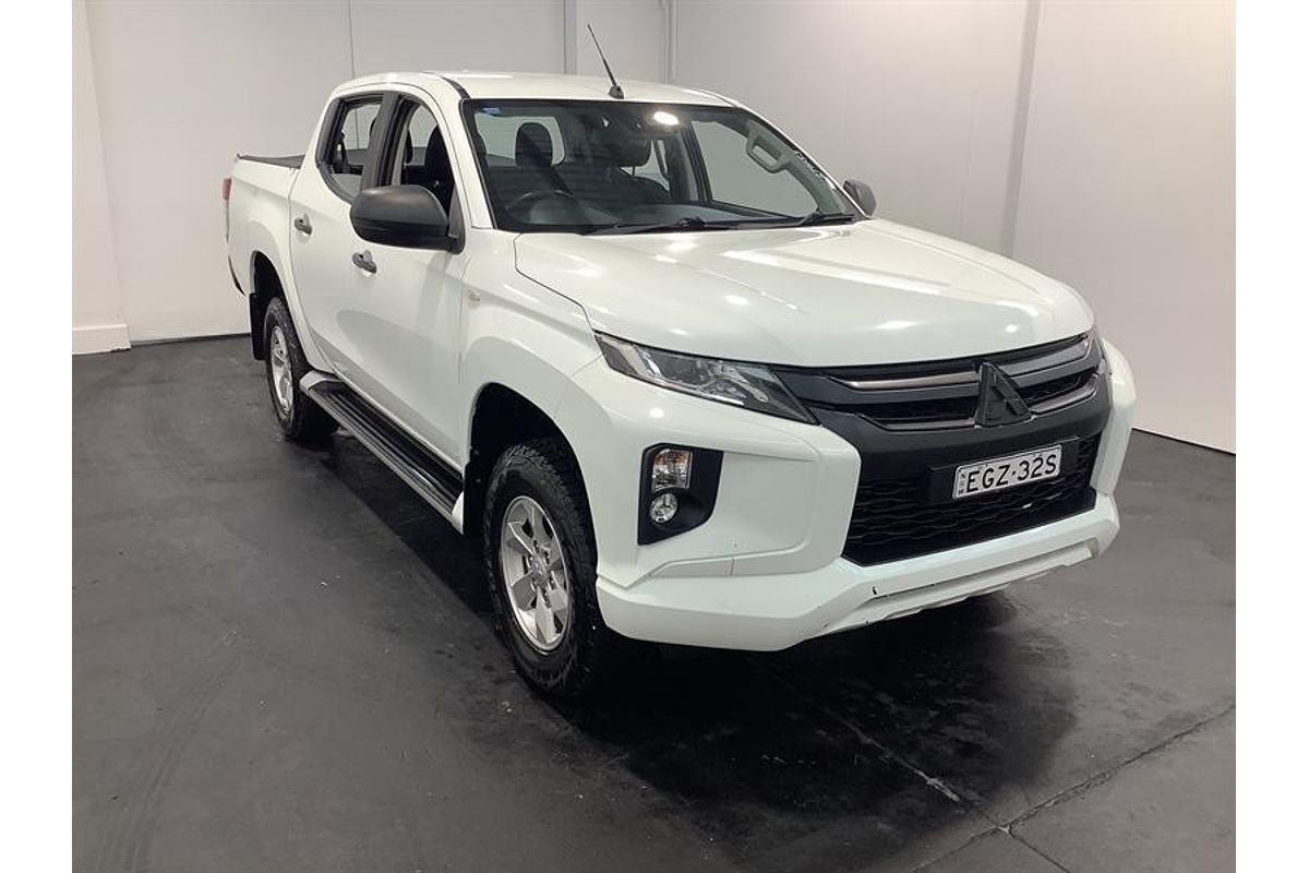 2019 Mitsubishi Triton GLX+ MR 4X4