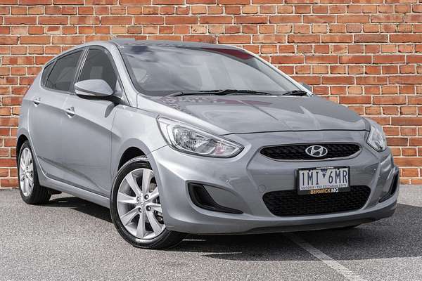 2017 Hyundai Accent Sport RB6