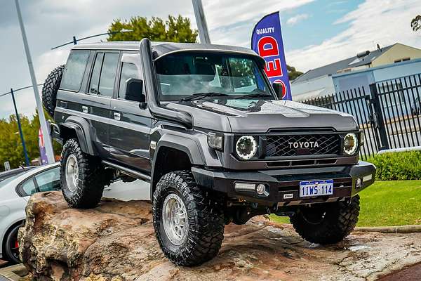 2023 Toyota Landcruiser GXL VDJL76R