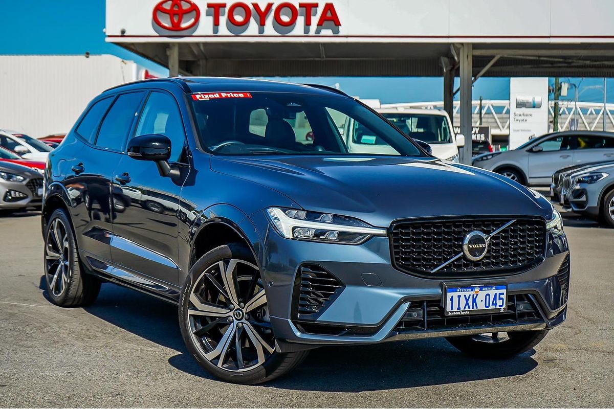 2023 Volvo XC60 Recharge Ultimate T8 Plug-In Hybrid