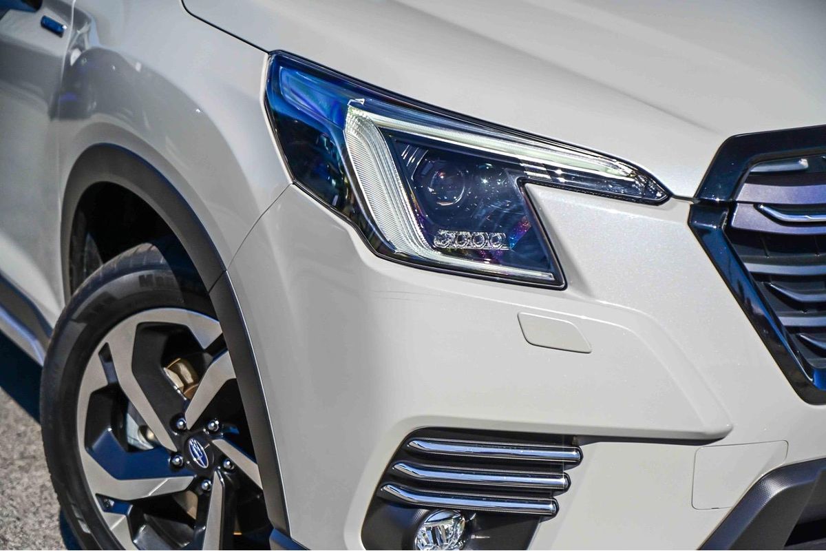 2024 Subaru Forester Hybrid S S5