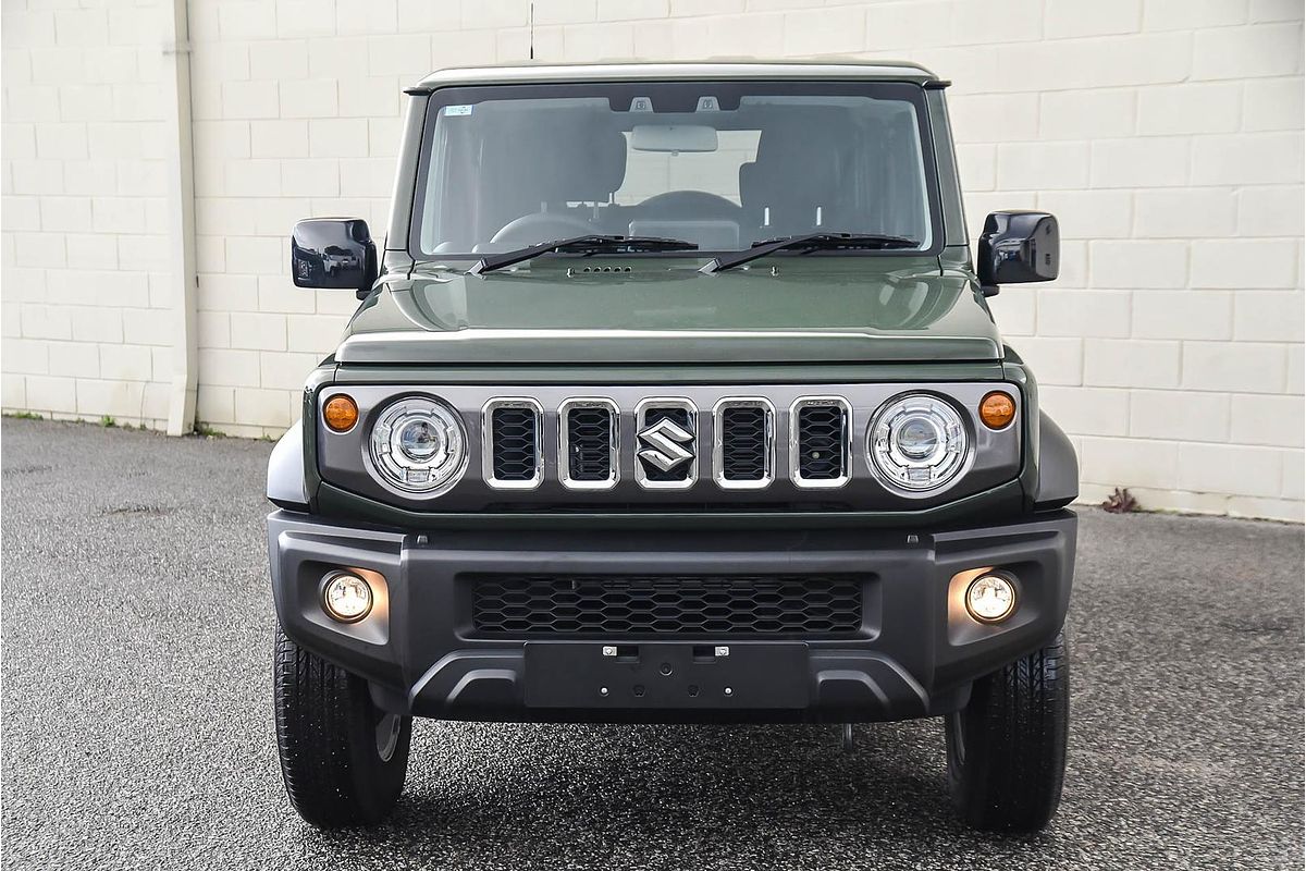 2025 Suzuki Jimny