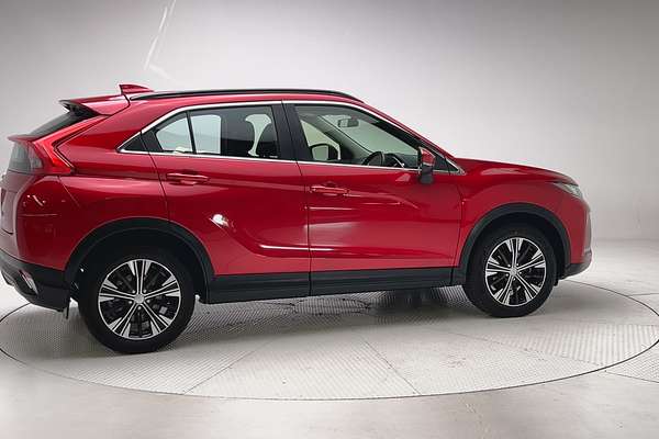 2019 Mitsubishi Eclipse Cross ES YA thumb-2