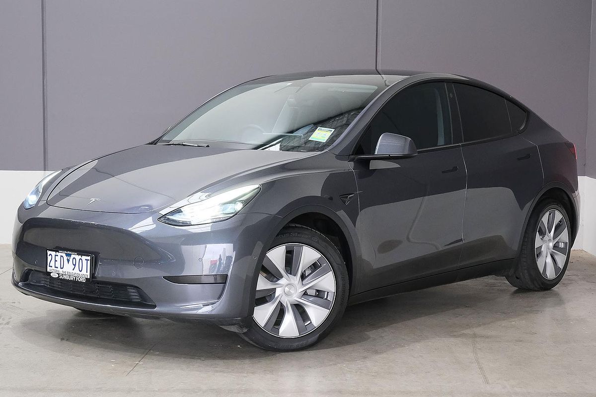 2023 Tesla Model Y Rear-Wheel Drive