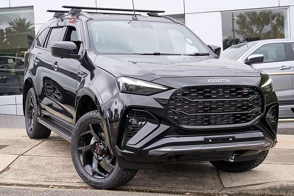 2025 Isuzu MU-X X-TERRAIN