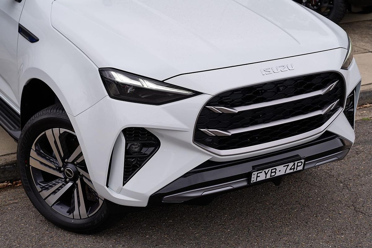 2025 Isuzu MU-X LS-T