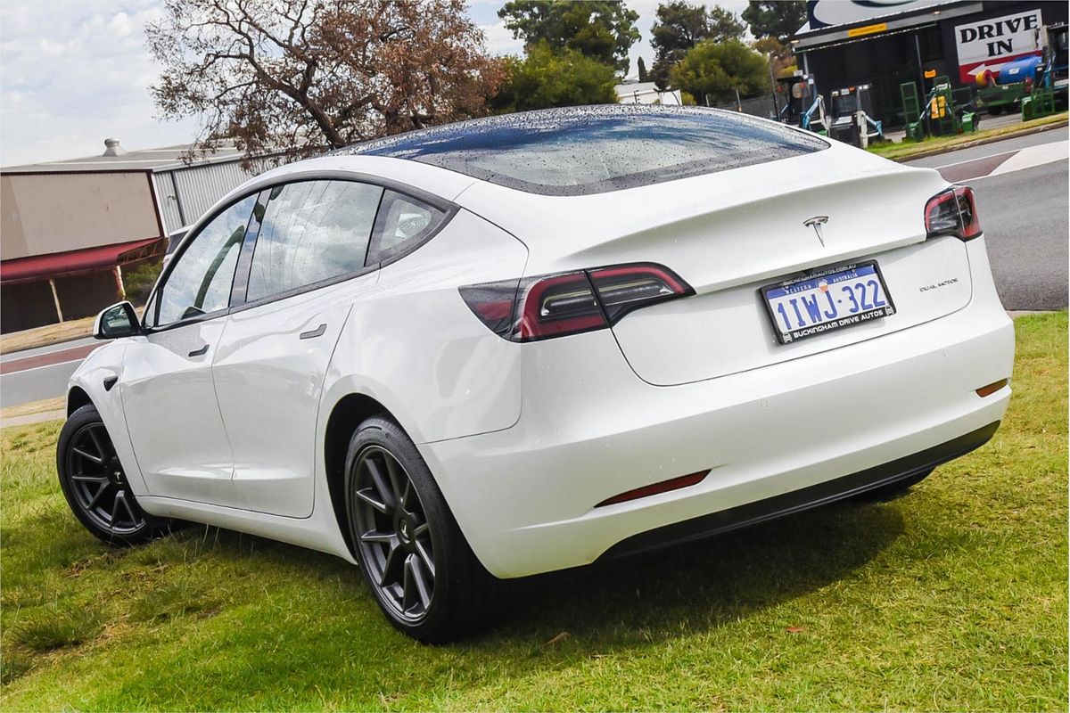 2022 Tesla Model 3 Long Range