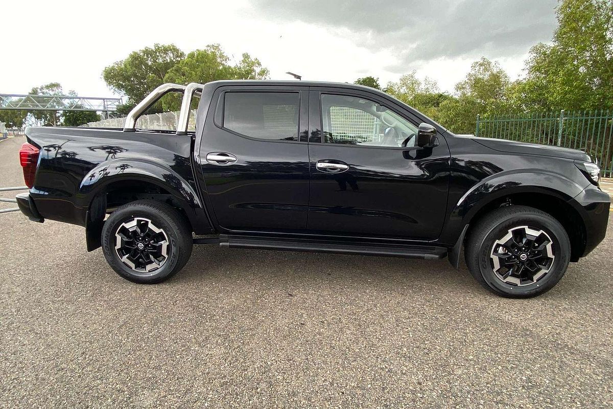 2025 Nissan Navara ST-X D23 4X4