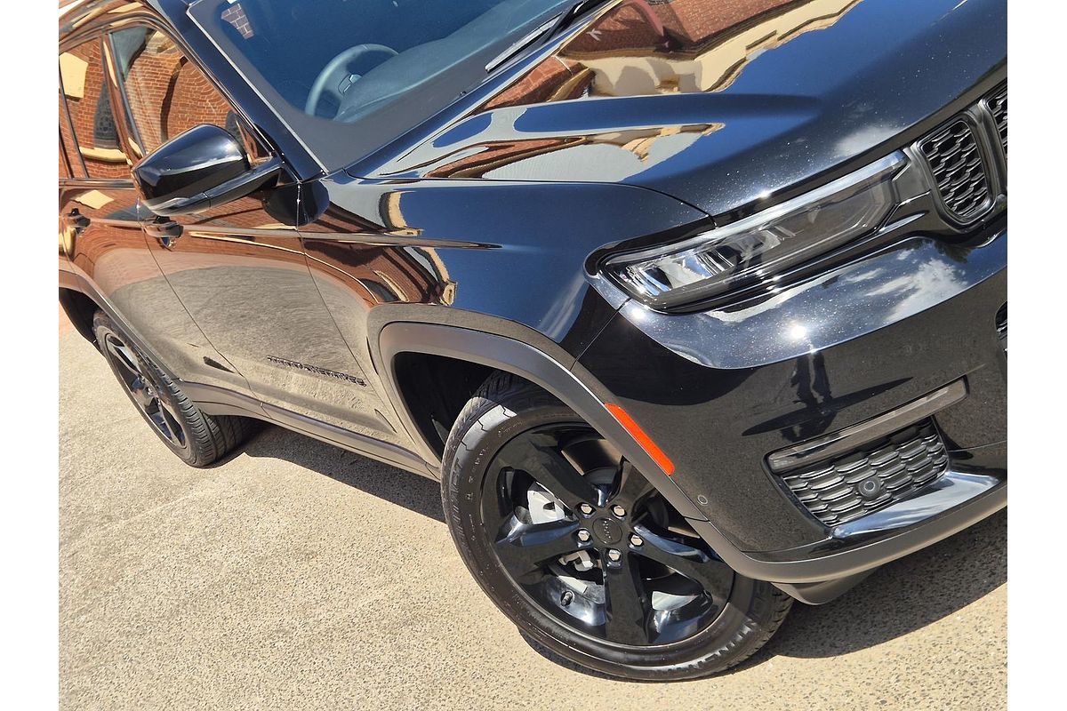 2022 Jeep Grand Cherokee Night Eagle WL