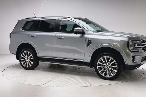 2024 Ford Everest Platinum 3.0L thumb-1