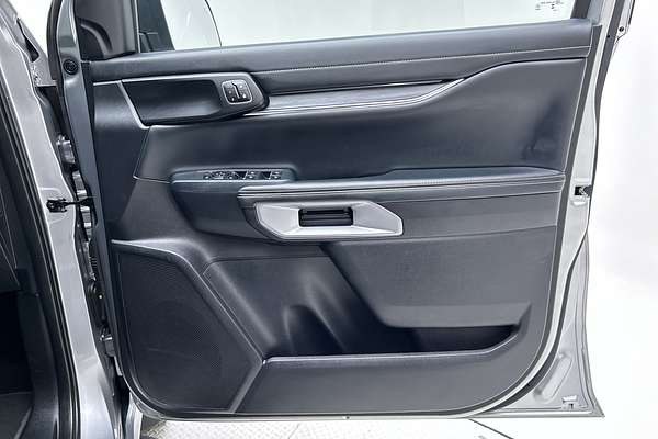 2024 Ford Everest Platinum 3.0L thumb-18