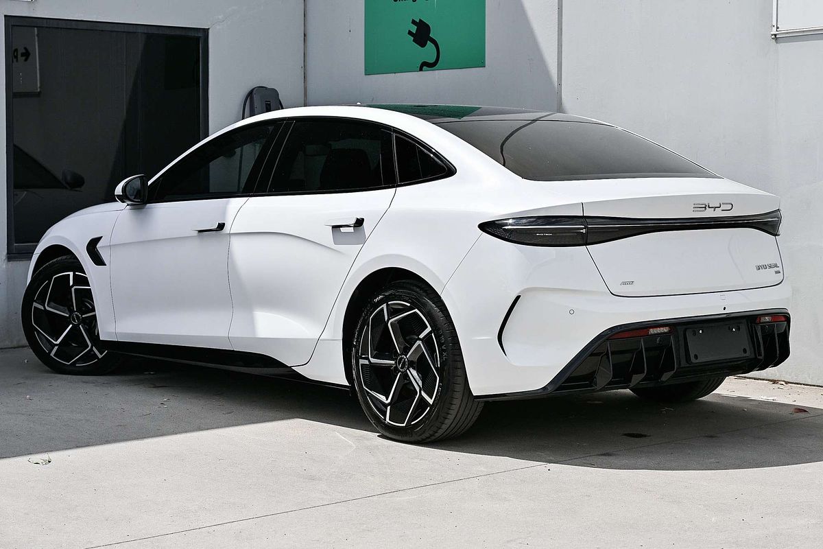 2024 BYD Seal Performance