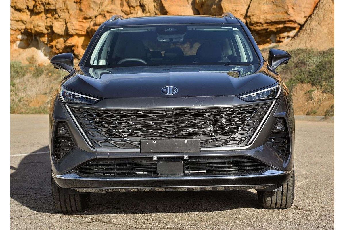 2025 MG QS Essence IS31