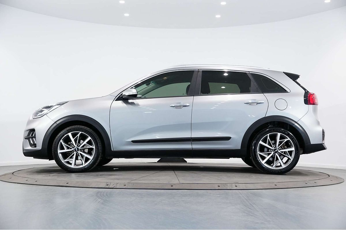 2021 Kia Niro Hybrid Sport DE