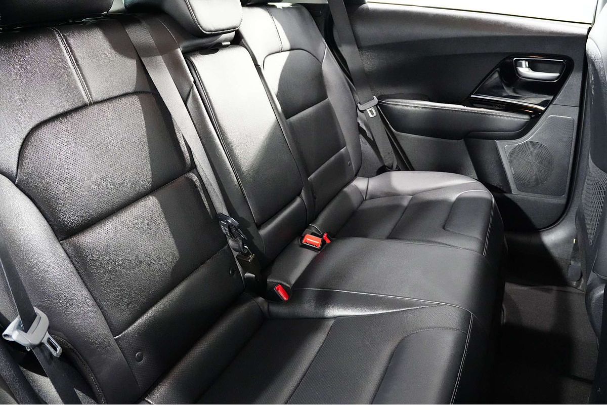 2021 Kia Niro Hybrid Sport DE