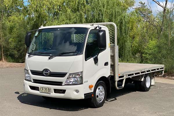2018 Hino 300 SER 2 C/CAB WIDE 1 TABLE TOP