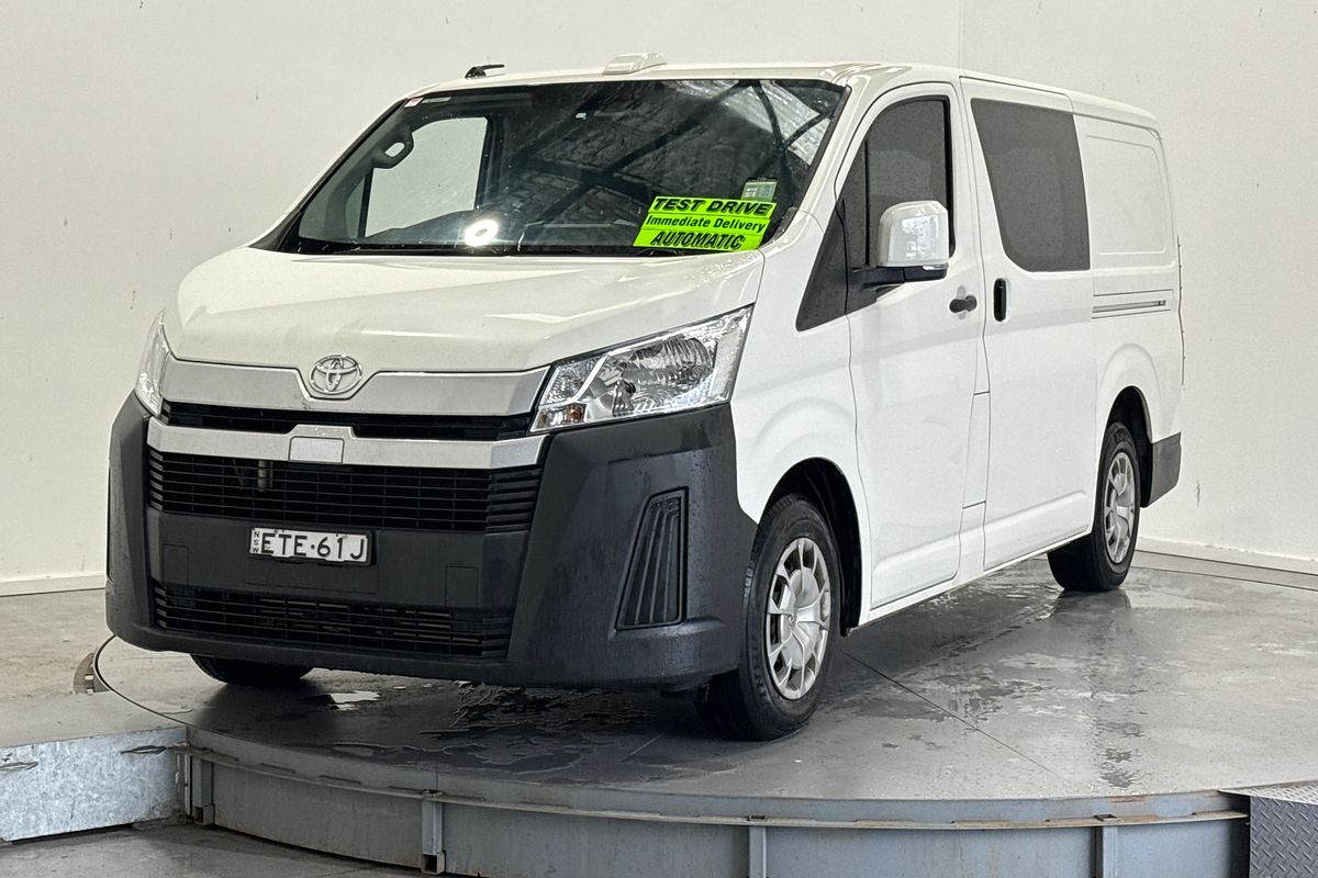 2022 Toyota Hiace GDH300R