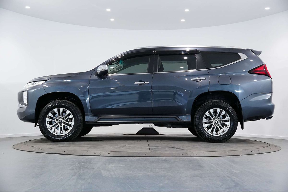 2022 Mitsubishi Pajero Sport GLX QF