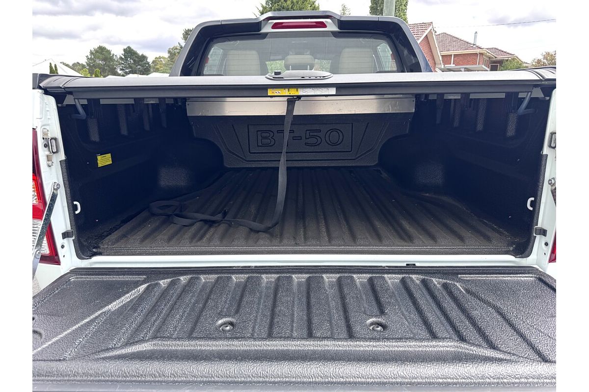 Mazda BT-50 F 6AUTO 3.0L DUAL CAB PICKUP SP 4X4