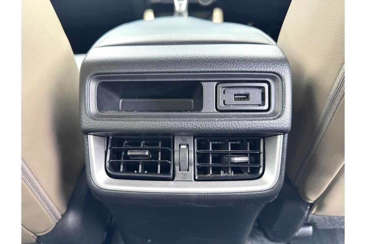 Mazda BT-50 F 6AUTO 3.0L DUAL CAB PICKUP SP 4X4