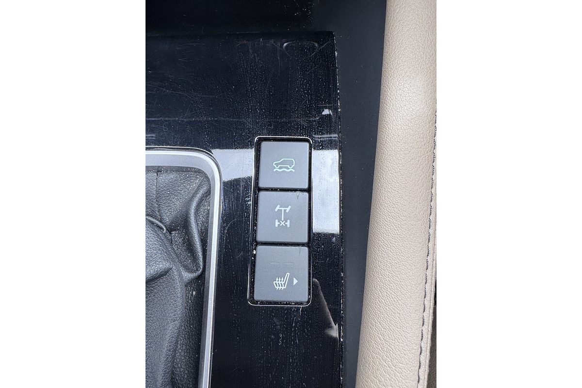 Mazda BT-50 F 6AUTO 3.0L DUAL CAB PICKUP SP 4X4
