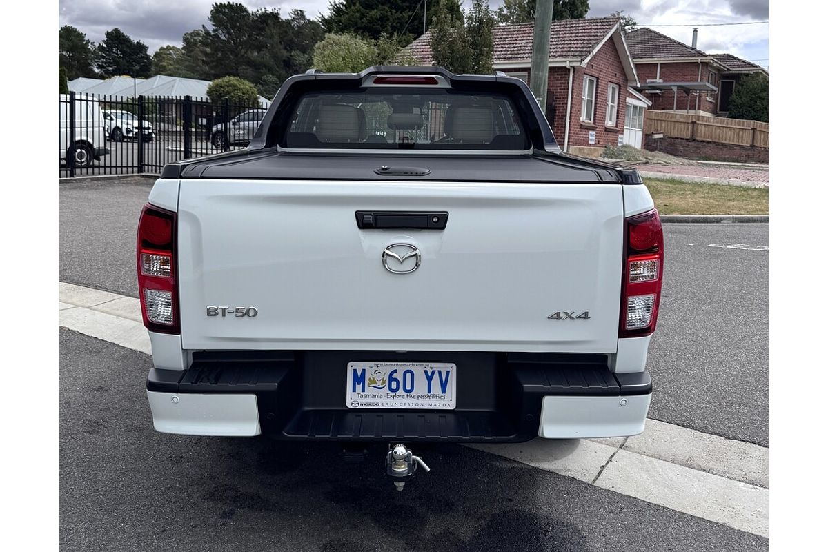 Mazda BT-50 F 6AUTO 3.0L DUAL CAB PICKUP SP 4X4
