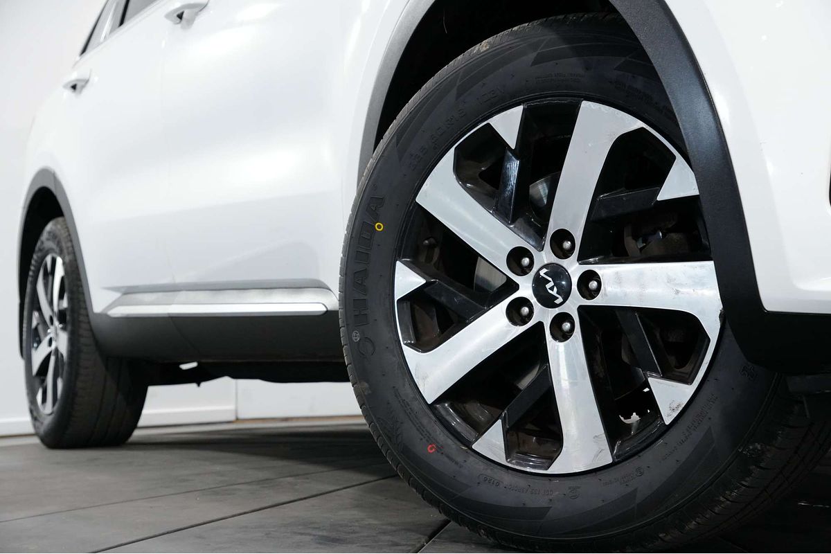 2022 Kia Sorento Sport MQ4