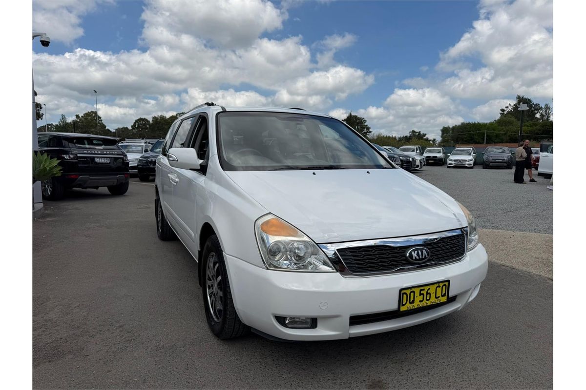 2012 Kia Grand Carnival Platinum VQ