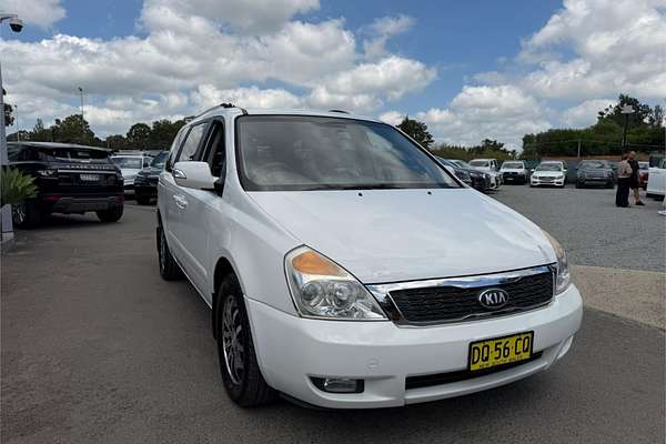 2012 Kia Grand Carnival Platinum VQ