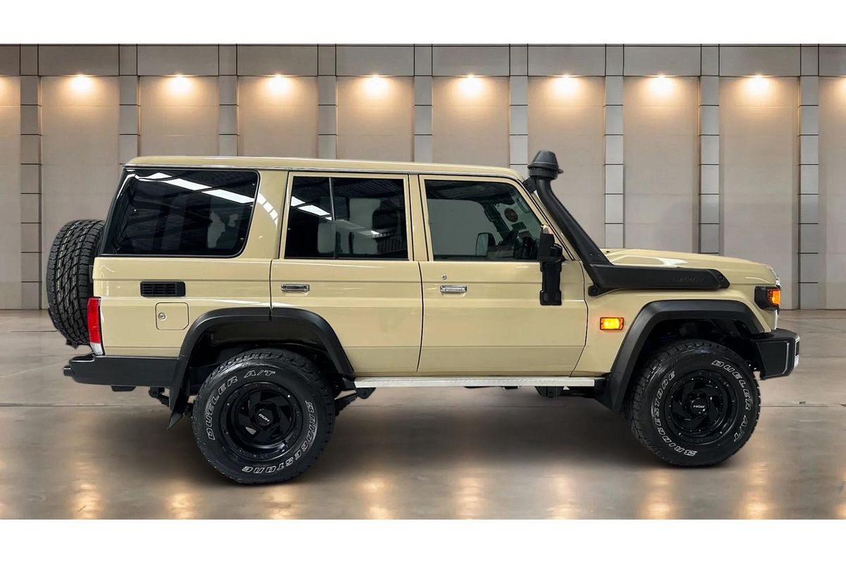 2024 Toyota Landcruiser GXL VDJL76R