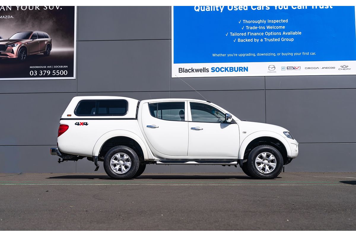 2012 Mitsubishi Triton 4Wd 2.5D D/Cab Glx M
