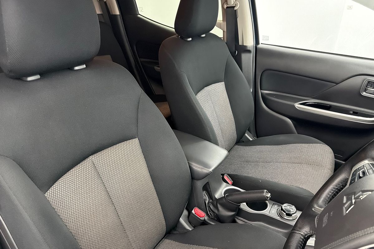 2021 Mitsubishi Triton GLS MR 4X4