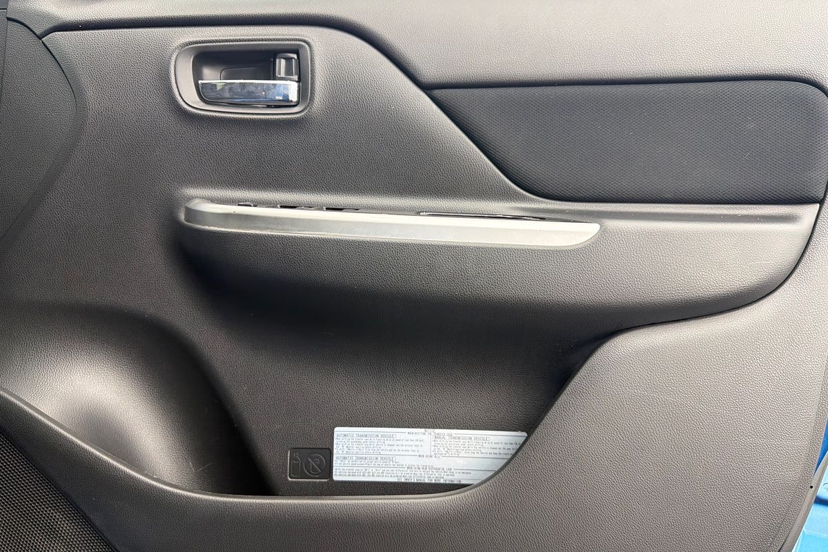 2021 Mitsubishi Triton GLS MR 4X4