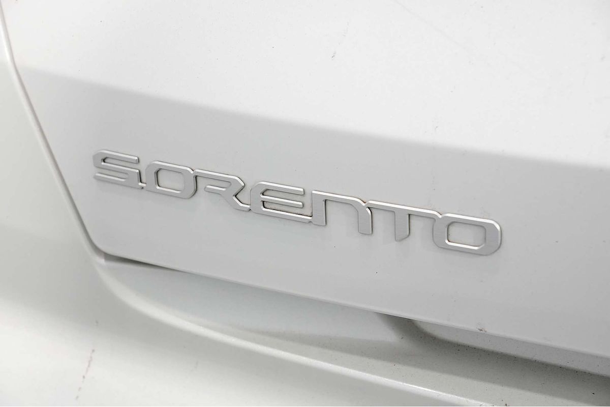 2022 Kia Sorento Sport MQ4